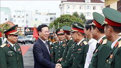 Chủ tịch nước Võ Văn Thưởng thăm, làm việc tại Quân khu 5