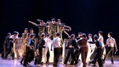 Văn học nghệ thuật TP.HCM trong dòng chảy hội nhập: Thành tựu và những…khoảng lặng