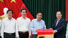 Chính thức bàn giao hai chi tiết liên quan Bảo vật quốc gia Tượng Bồ tát Tara cho Bảo tàng Chăm Đà Nẵng