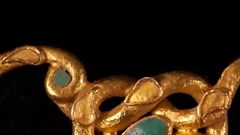 Chuyện văn hóa thời chiến