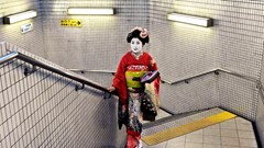 Geisha thay đổi để giữ nghề