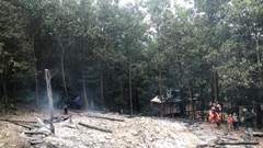 Cháy nhà do bất cẩn khi đốt củi sưởi ấm