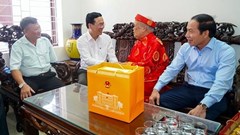 Chủ tịch nước ký quyết định tặng quà người có công dịp Tết Nguyên đán 2024