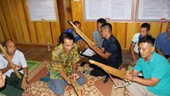 Người có uy tín góp phần xây dựng đời sống văn hoá vùng đồng bào dân tộc thiểu số