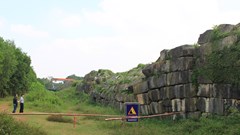 Dự án gia cố, chống đỡ cấp thiết các đoạn tường thành đá có nguy cơ đổ sập, sạt lở tại  di sản thành nhà Hồ (Thanh Hóa): Vướng mắc từ những mũi khoan khảo sát địa chất?