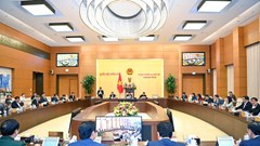 Ủy ban Thường vụ Quốc hội cho ý kiến về dự thảo Luật Đất đai (sửa đổi)