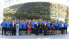 Thầy trò HLV Troussier được Đại sứ quán Việt Nam tại Qatar động viên trước thềm Asian Cup 2023
