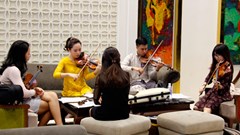 Dàn nhạc Giao hưởng Mặt trời tuyển chọn nhạc công