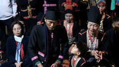 Hòa cùng Lễ cầu may của người Khơ Mú