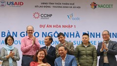 Bàn giao 2 ngôi nhà tạm lánh cho phụ nữ và trẻ em gái khuyết tật ở Huế và Quảng Trị