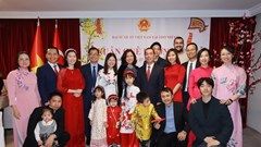 Mang Tết cổ truyền Việt Nam đến với kiều bào tại Thổ Nhĩ Kỳ