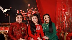 NSND Bạch Tuyết: “Những ngày Tết của cải lương giúp tôi lớn lên...”