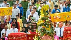 TP.HCM dâng cúng bánh Tét lên Quốc tổ Hùng Vương và Đức Lễ Thành Hầu Nguyễn Hữu Cảnh