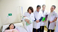 Chăm sóc tốt cho bà mẹ và trẻ sơ sinh trong dịp Tết