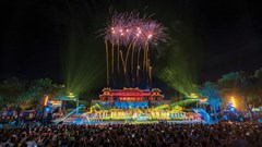 Công nghiệp văn hóa từ di sản: Không nên chỉ tập trung vào phần cứng