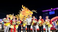 Bình Dương: Tuyên dương 5 HLV và 7 VĐV xuất sắc trong đêm giao thừa