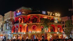 Hàng vạn du khách “cháy hết mình” trong siêu lễ hội âm nhạc đón năm mới tại Grand World