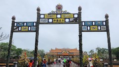 Hơn 100 nghìn lượt khách tham quan di sản Huế trong 3 ngày Tết