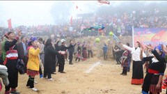 Độc đáo Lễ hội Gầu Tào của người Mông ở Lai Châu