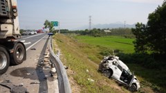 Khẩn trương làm rõ nguyên nhân tai nạn giao thông trên cao tốc Cam Lộ - La Sơn