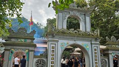 Sau bàn giao “tay hòm chìa khóa”, thấy gì tại đền Chợ Củi?