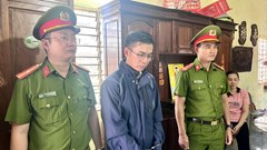 Khởi tố 6 đối tượng trong đường dây sản xuất, buôn bán kính ô tô nhái các thương hiệu nổi tiếng