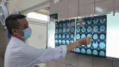 Những “chiến sĩ” trên mặt trận chống độc: Vượt qua mọi quy trình để cứu chữa bệnh nhân