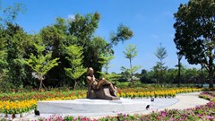 Đặt tượng nghệ thuật Trịnh Công Sơn ven sông Hương