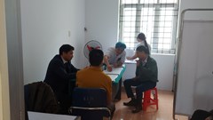 Bác sĩ luân phiên “cắm bản”