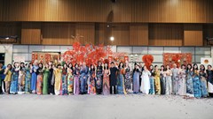 Đoàn nghệ sĩ, nghệ nhân mang Tết Việt ra thế giới