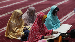 Các quốc gia Hồi giáo bắt đầu tháng lễ Ramadan