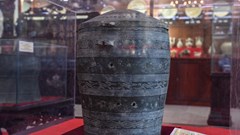 Về nội dung cấm kinh doanh mua bán bảo vật quốc gia: Nhằm ngăn chặn mua bán trái phép, hoặc hủy hoại...