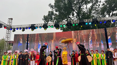 Tưởng nhớ Thuỷ tổ Quan họ tại Lễ hội làng Diềm