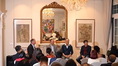 Giữ “kho báu” hội họa Việt Nam qua hành trình sưu tập