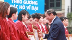 4.500 người tham gia chương trình Vinh quang Thể thao Việt Nam, phát động Giải chạy Báo Hà Nội Mới mở rộng