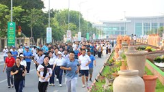 Vĩnh Long: Hơn 2.000 người tham gia Ngày chạy Olympic vì sức khỏe toàn dân năm 2024