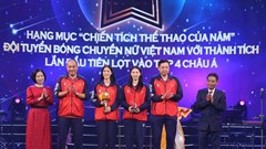 Đội tuyển Bóng chuyền nữ VN nhận Giải Cống hiến 2024