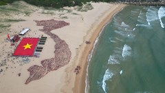 3.200 người xếp hình bản đồ Việt Nam tại Giải vô địch marathon quốc gia Báo Tiền Phong