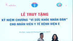 Truy tặng kỷ niệm chương “Vì sức khoẻ nhân dân”cho nữ hộ sinh hiến đa tạng