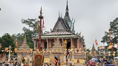 Rộn ràng đón tết Chôl Chnăm Thmây