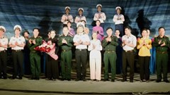 Nhà hát Chèo Quân đội biểu diễn phục vụ cán bộ, chiến sĩ và nhân dân Nghệ An