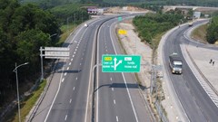 Phân luồng cao tốc Cam Lộ - La Sơn đang đẩy “rủi ro” về cho địa phương?