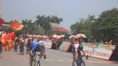 Cua-rơ Ivannov Timofei tiếp tục giữ áo vàng sau 9 chặng thi đấu Cuộc đua xe đạp toàn quốc