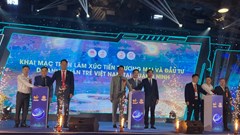 Khai mạc triển lãm Xúc tiến thương mại và đầu tư Doanh nhân trẻ Việt Nam tại Quảng Ninh