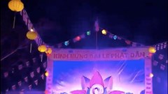 Mặc váy ngắn, nhảy múa phản cảm tại Đại lễ Phật đản