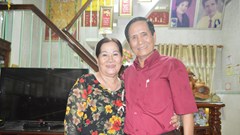 Đồng vợ đồng chồng làm từ thiện