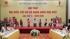 Gặp mặt trẻ em có hoàn cảnh đặc biệt toàn quốc