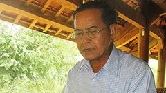 Giữ báu vật bản làng theo một cách riêng