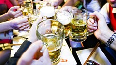 Việt Nam tăng “chóng mặt” trong sử dụng rượu, bia