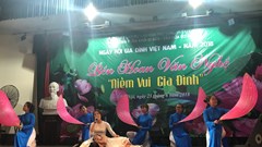 Liên hoan văn nghệ “Niềm vui gia đình”